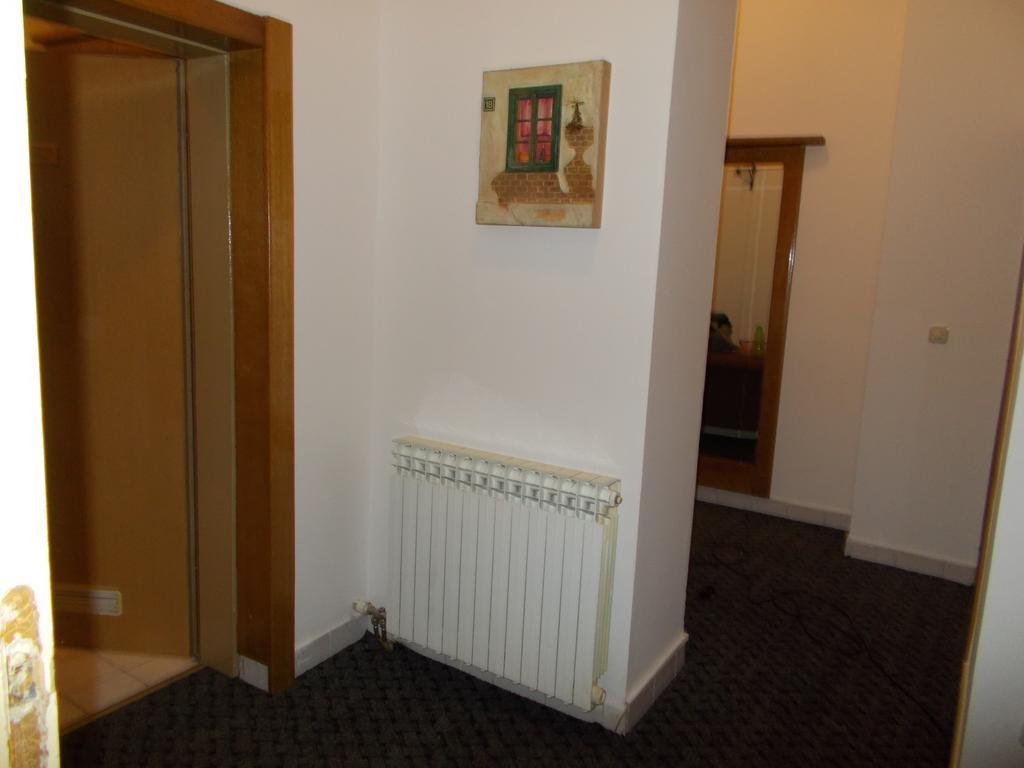 Studio Apartments "Chess Club Bosna" Saraievo Exterior foto