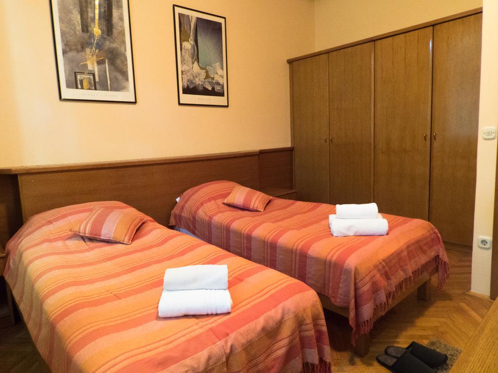 Studio Apartments "Chess Club Bosna" Saraievo Exterior foto